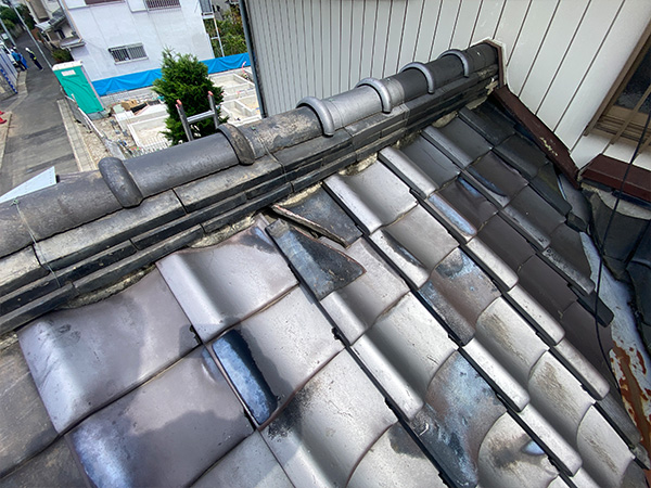 瓦の割れ・欠け